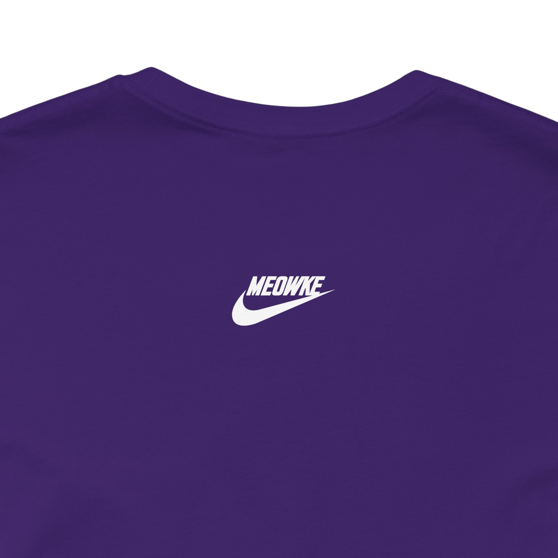 Things to get cat lovers – purple unisex tee, back view detail, Meowke Swoosh logo print