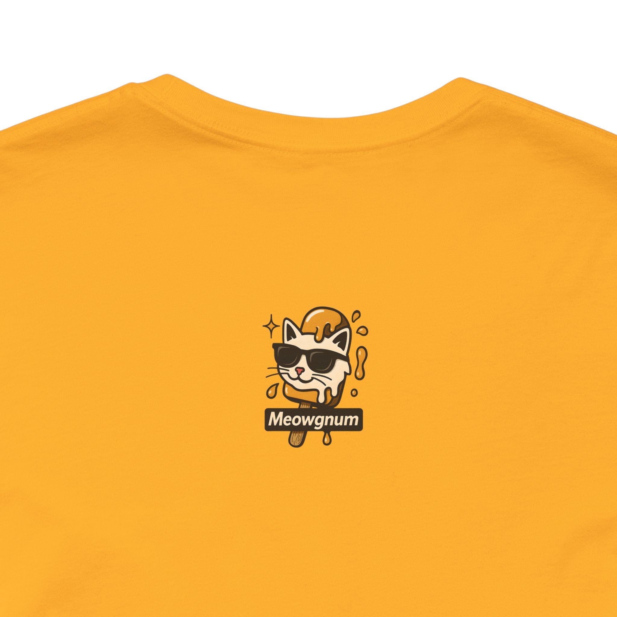 Gold cat t shirt back detail – cool cat themed shirts