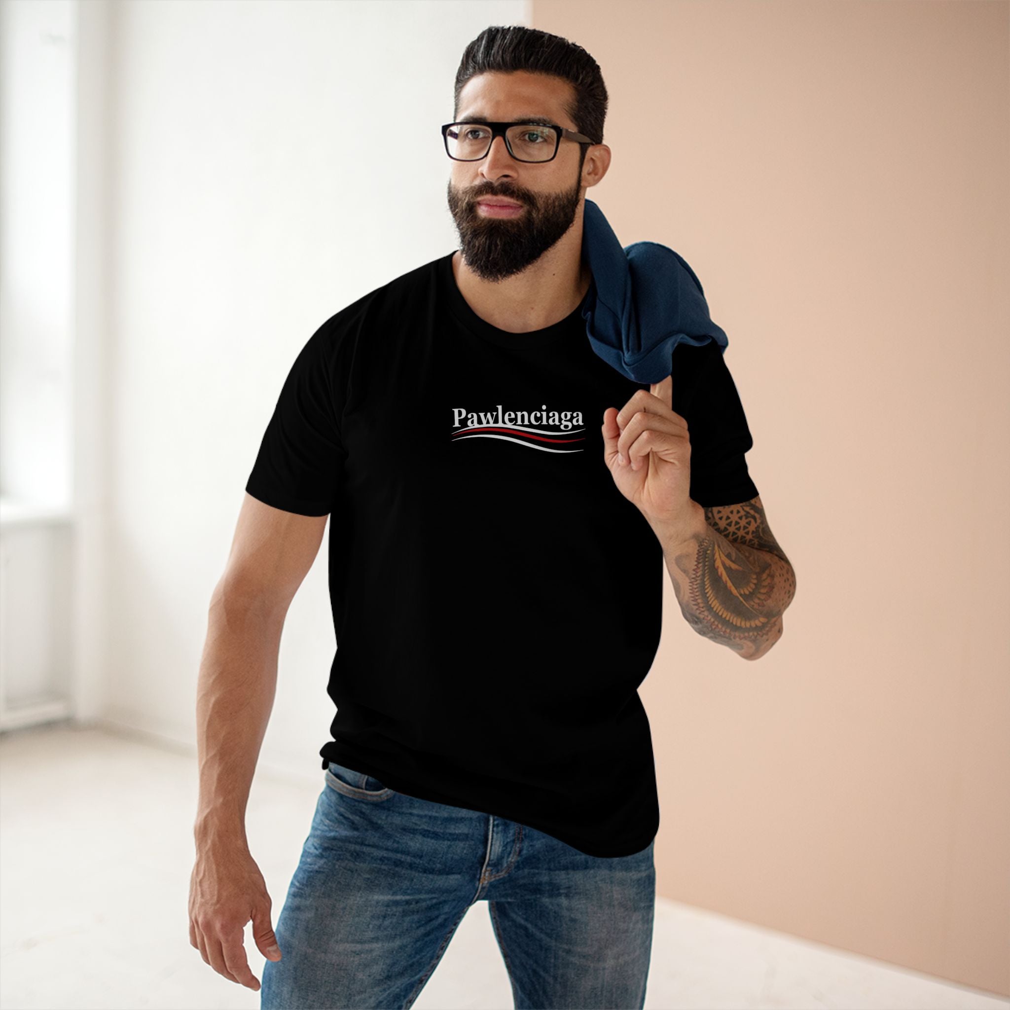 Model wearing shirt for cat lovers, Streetwear look with Pawlenciaga parody cat t shirt in black