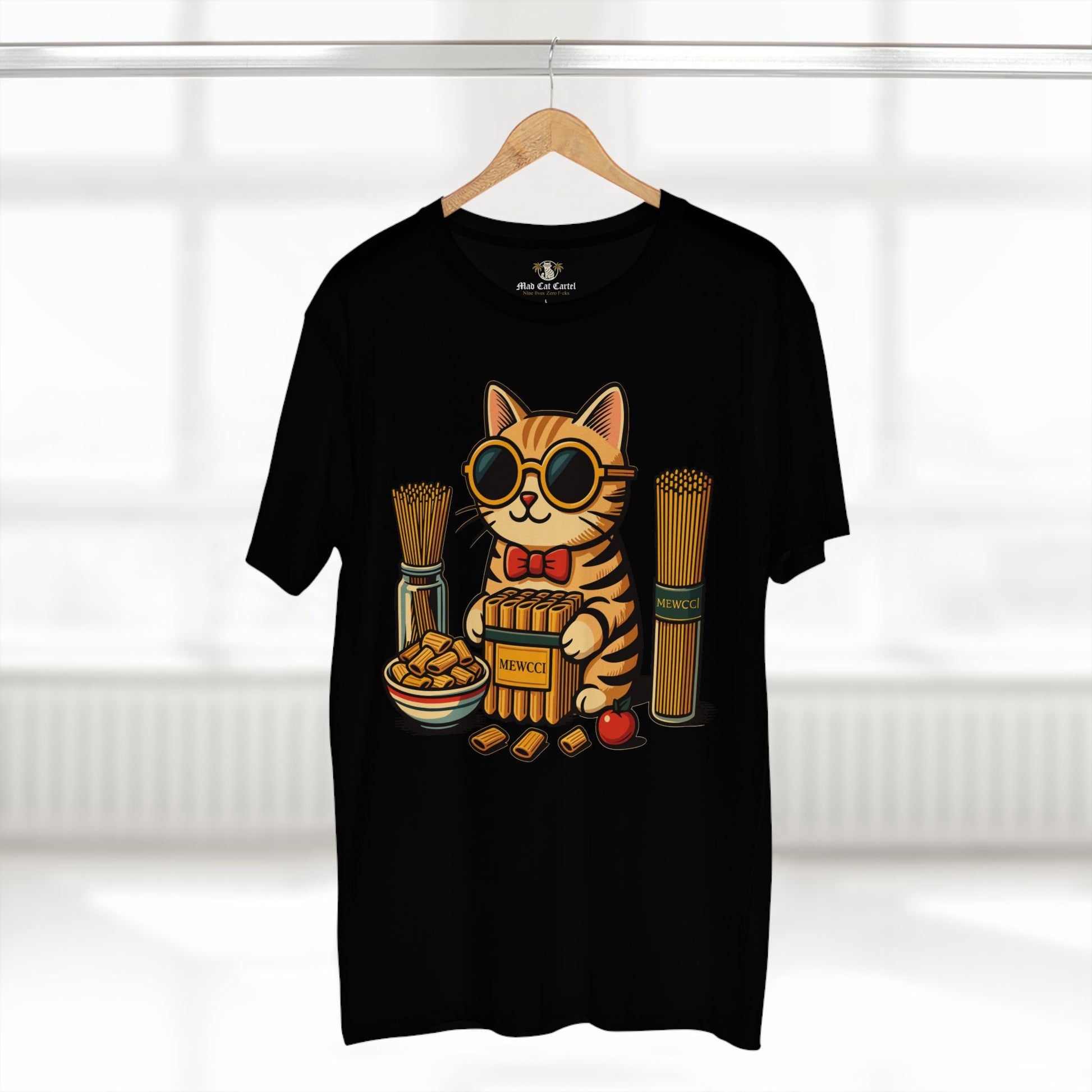 Mewcci Pasta Chef Cat Graphic T Shirt in Black on hanger – pasta chef cat print
