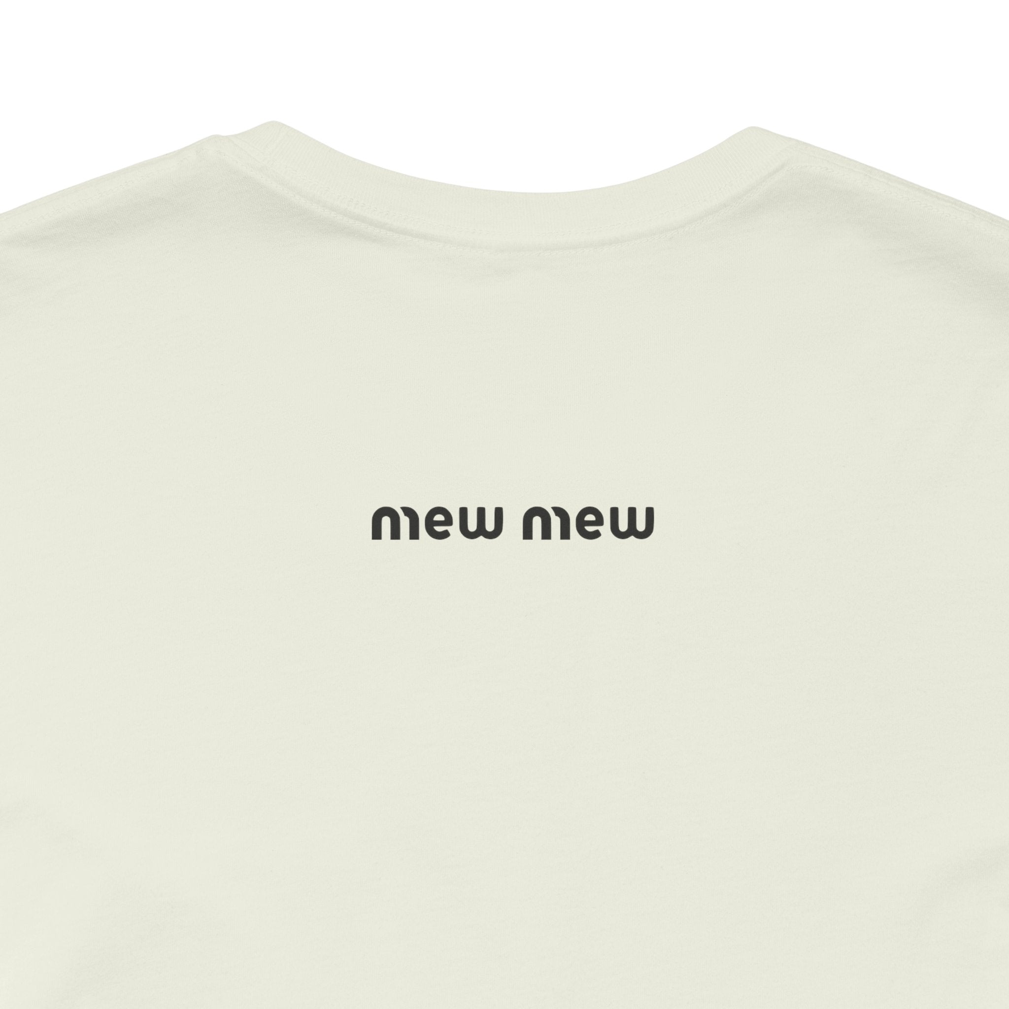 Cat shirts for women – citron unisex tee, close-up of back print, black “Mew Mew” text logo