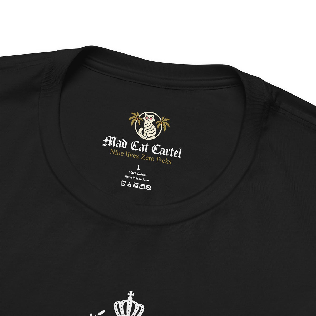 Dolce & Catbbana Feline Couture T-Shirt in black, close-up detail