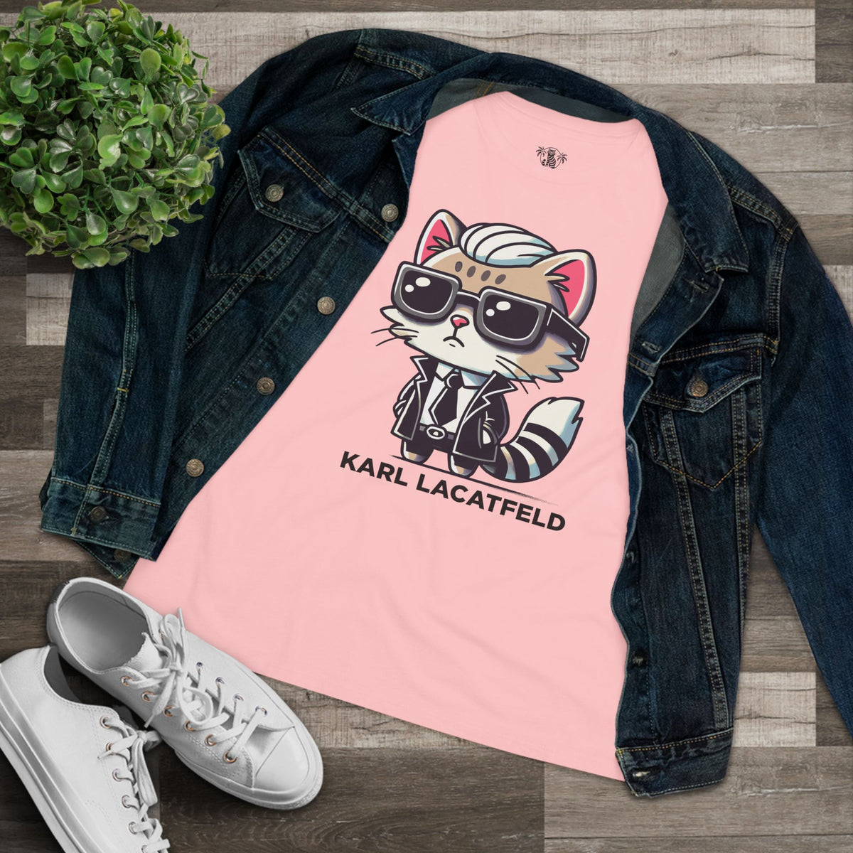 Karl Lacatfeld Iconic Cat Women's Graphic T-Shirt in pink, flat lay