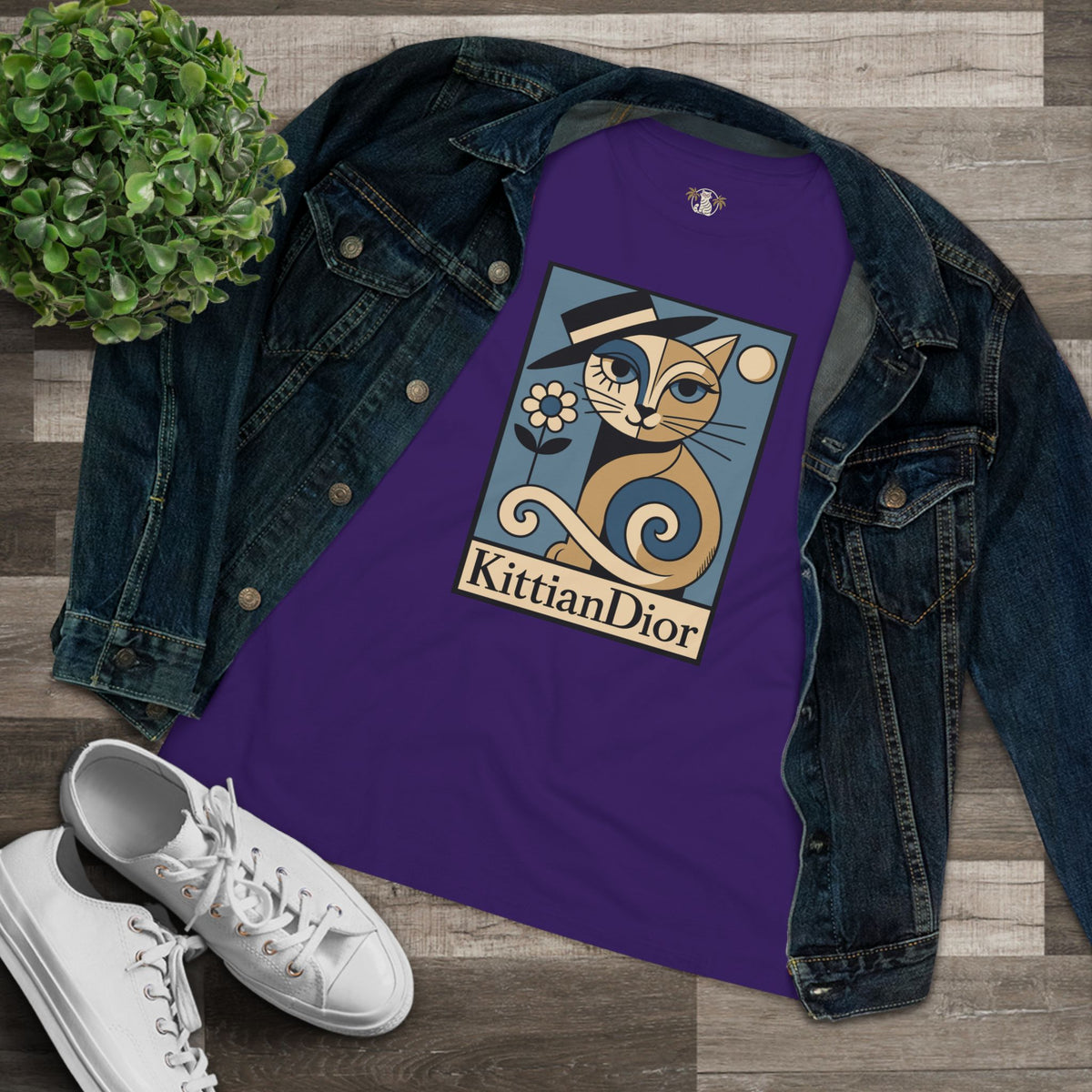 Kittian Dior La Parisienne Boxed Art Deco T-Shirt in team purple, flat lay