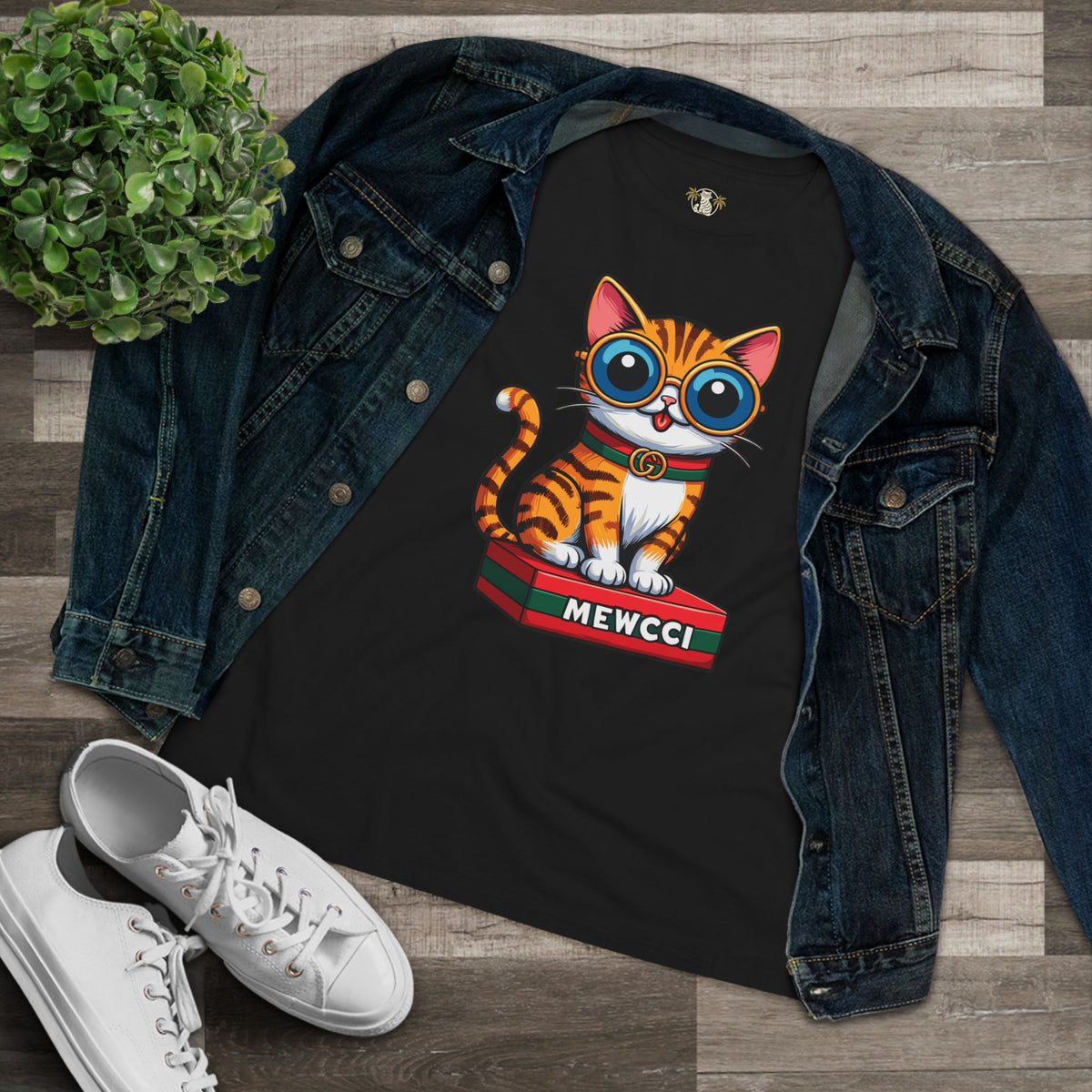 Mewcci Iconic Box Cat Graphic Women's T-Shirt in black, flat lay